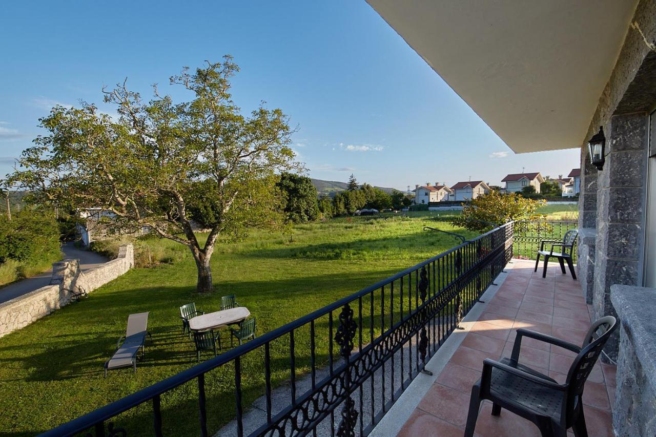 Alojamiento Extrahotelero Casa Ernestina Castillo  Екстер'єр фото