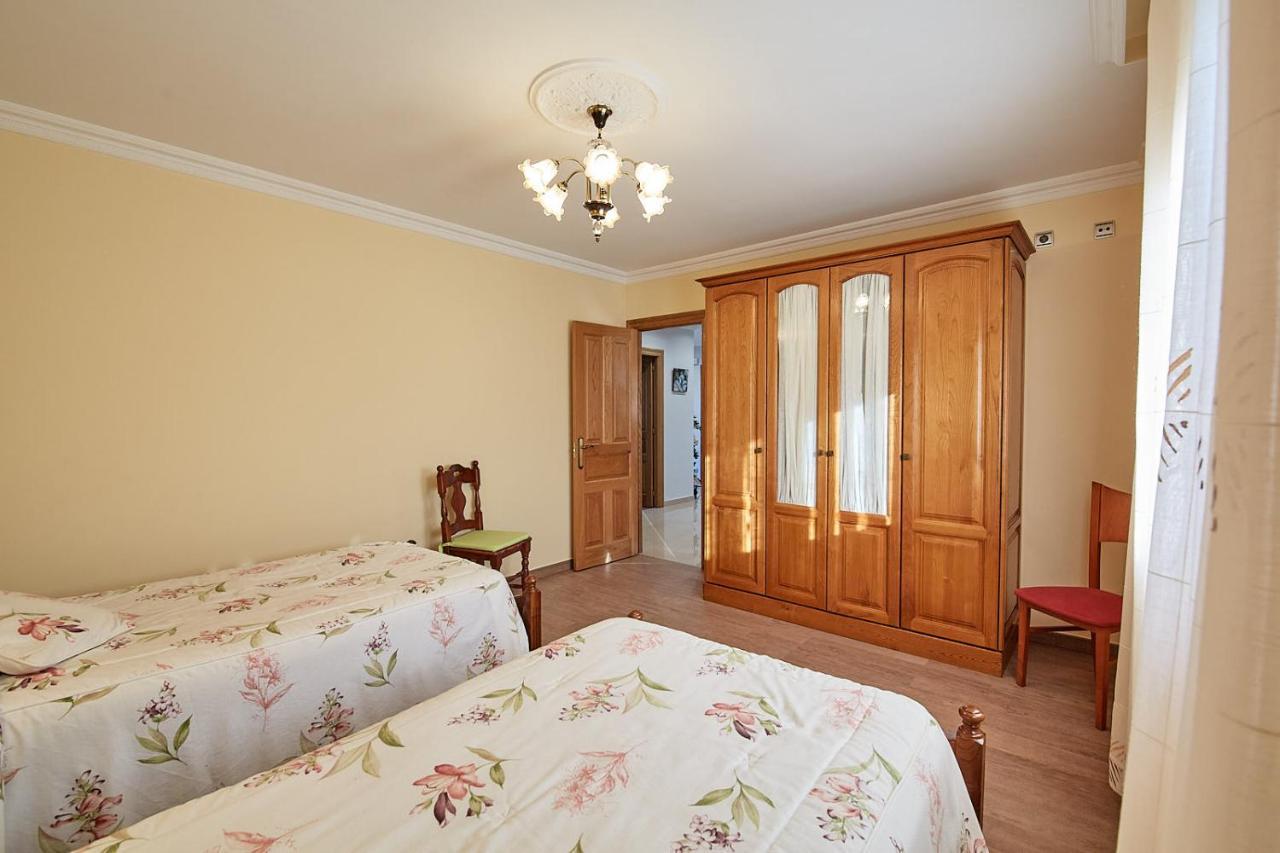 Alojamiento Extrahotelero Casa Ernestina Castillo  Екстер'єр фото