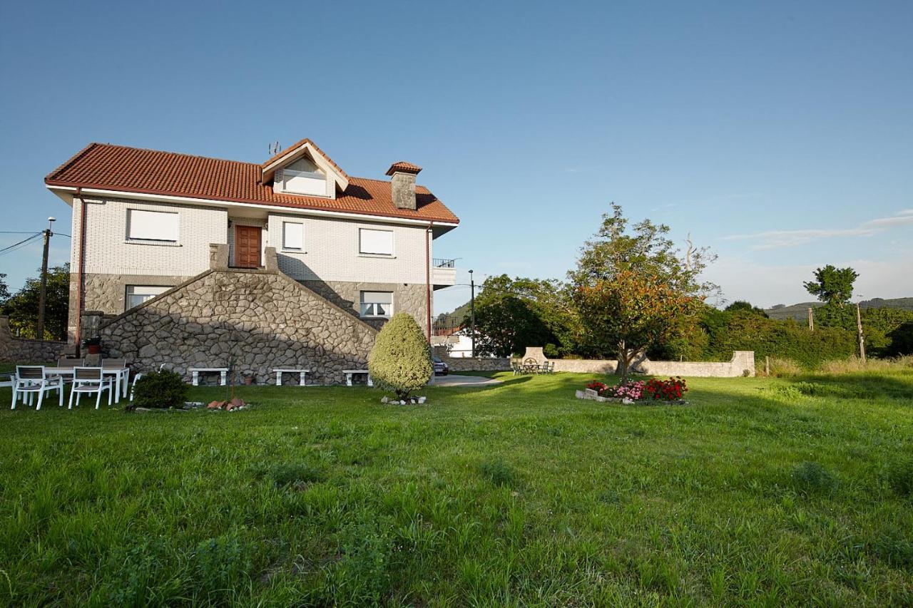 Alojamiento Extrahotelero Casa Ernestina Castillo  Екстер'єр фото